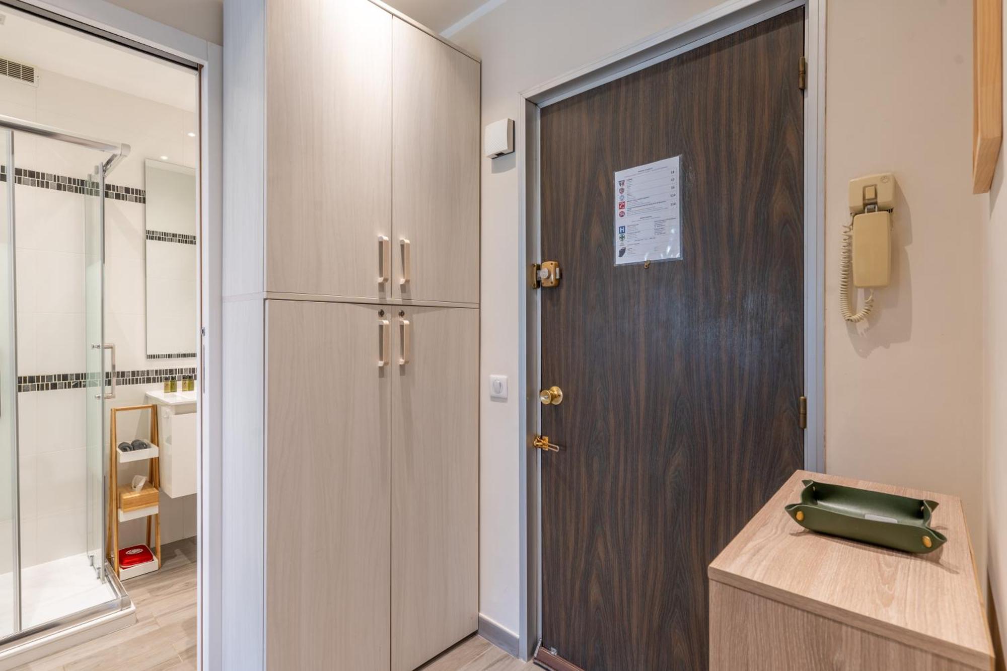 Fabuleux Appartement 2 Personnes Au Coeur De Menton, Climatise Et Proche Gares Routiere Et Sncf Екстер'єр фото