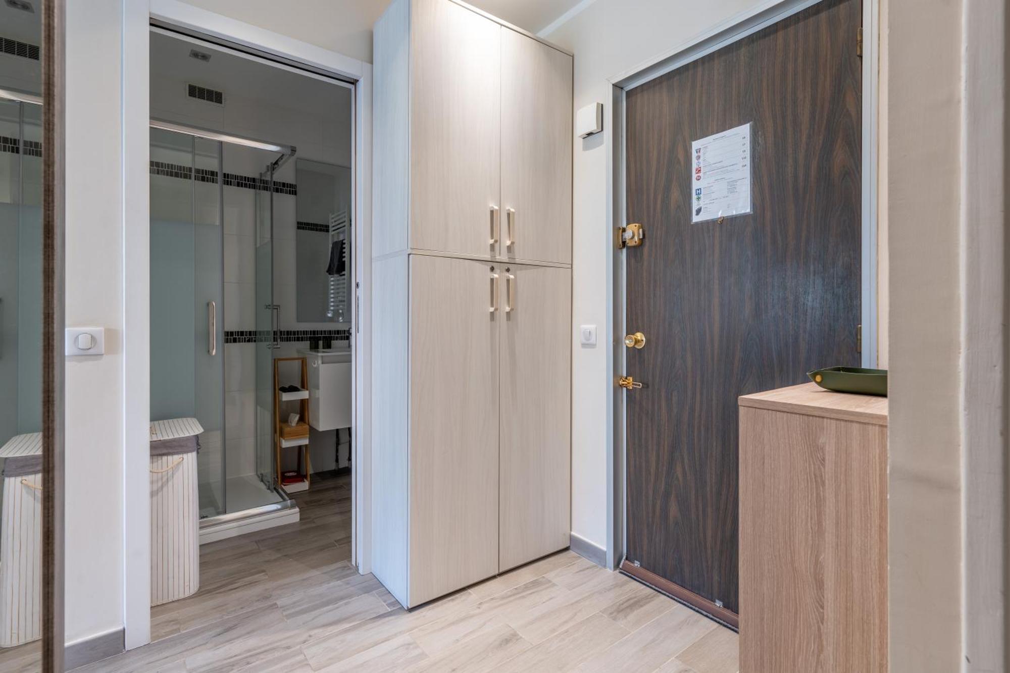 Fabuleux Appartement 2 Personnes Au Coeur De Menton, Climatise Et Proche Gares Routiere Et Sncf Екстер'єр фото