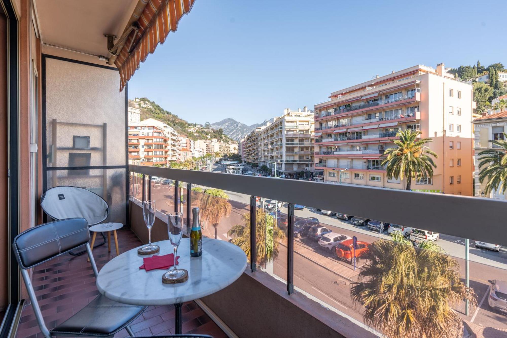 Fabuleux Appartement 2 Personnes Au Coeur De Menton, Climatise Et Proche Gares Routiere Et Sncf Екстер'єр фото