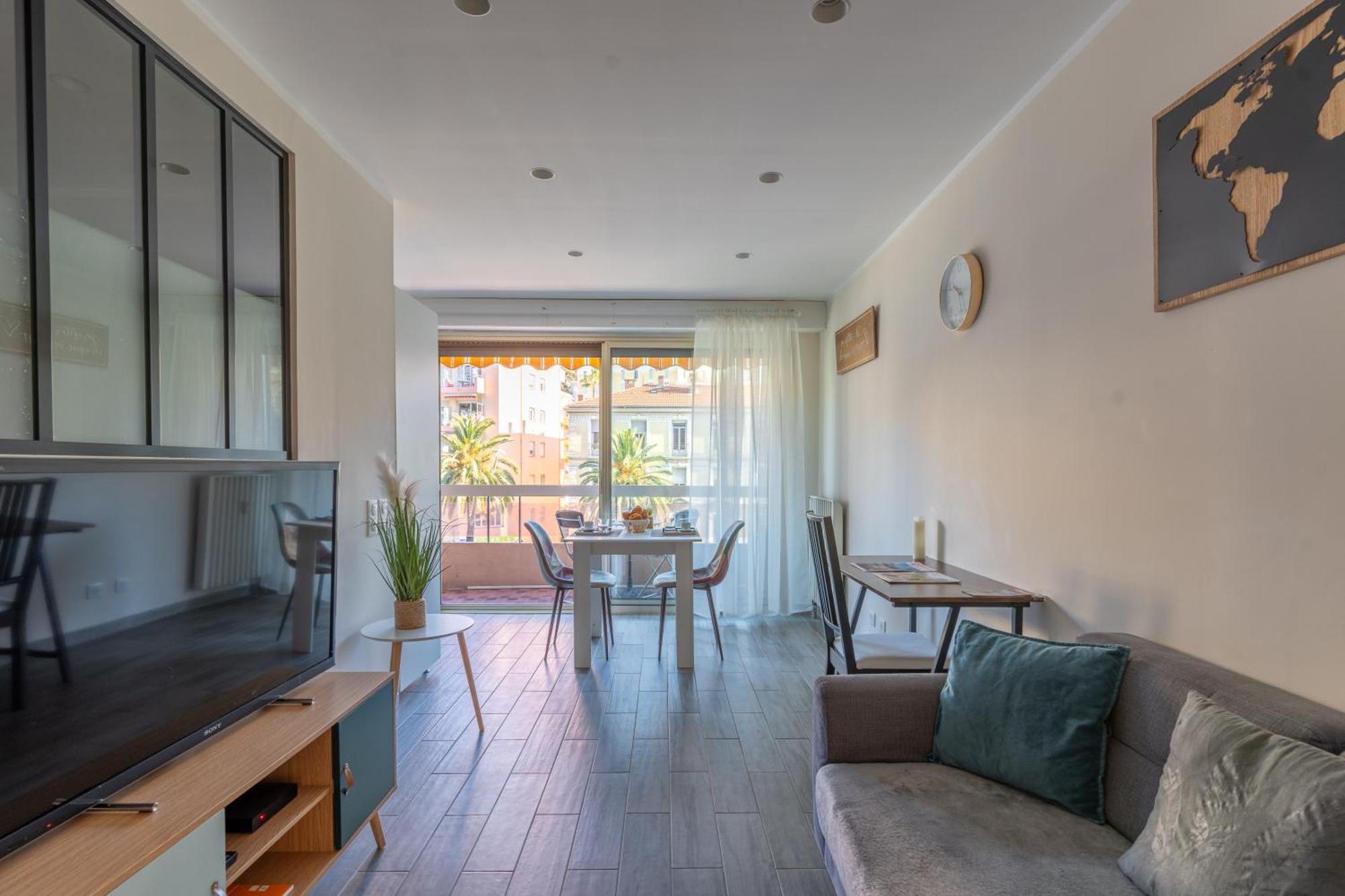 Fabuleux Appartement 2 Personnes Au Coeur De Menton, Climatise Et Proche Gares Routiere Et Sncf Екстер'єр фото