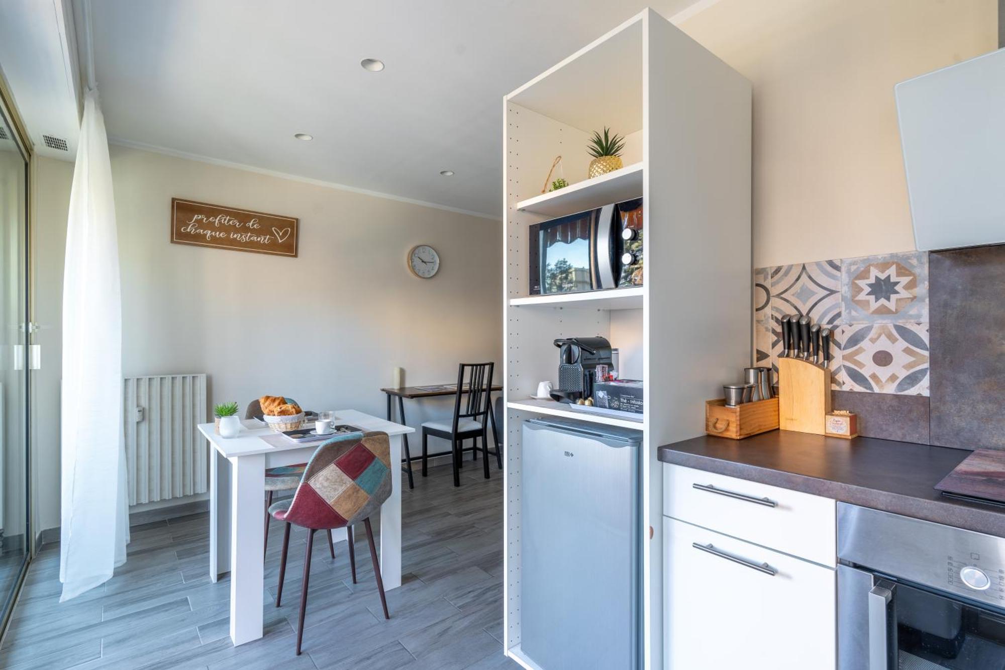 Fabuleux Appartement 2 Personnes Au Coeur De Menton, Climatise Et Proche Gares Routiere Et Sncf Екстер'єр фото